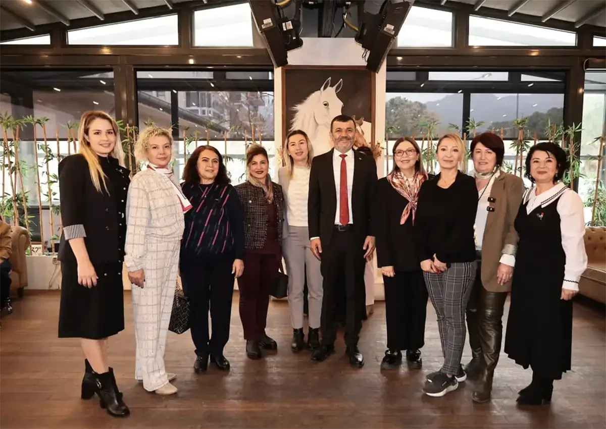 5-aralik-dunya-kadin-haklari-gunu-1