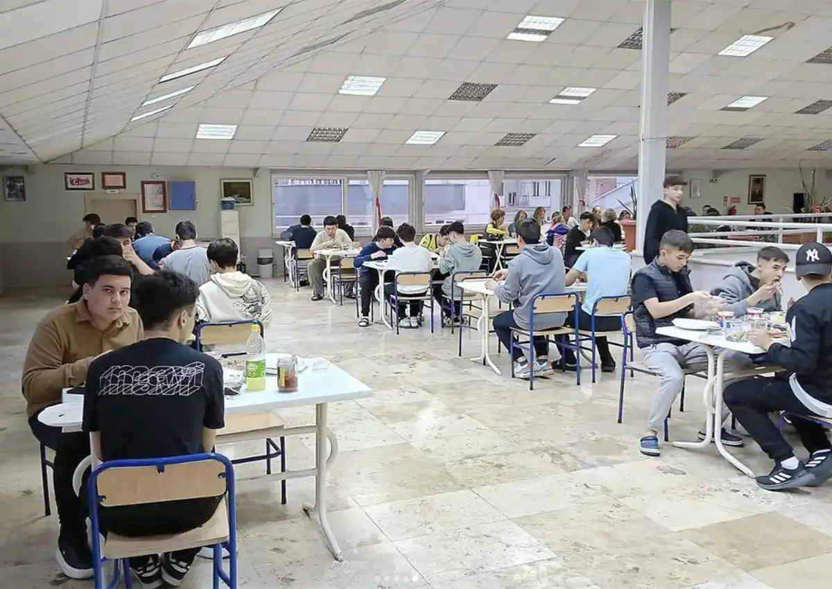 dekev-ataturk-erkek-ogrenci-yurdu-iftar-bulusmasi-2