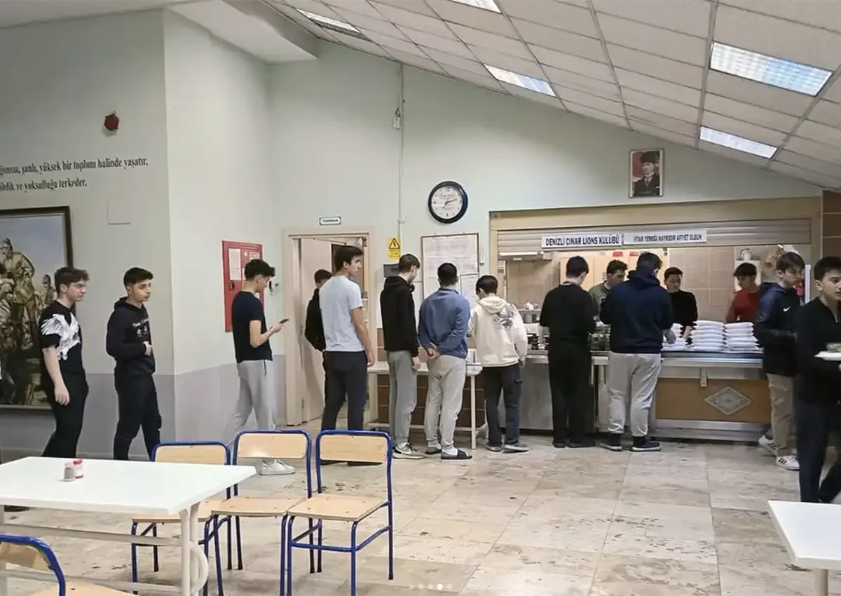 dekev-ataturk-erkek-ogrenci-yurdu-iftar-bulusmasi-5